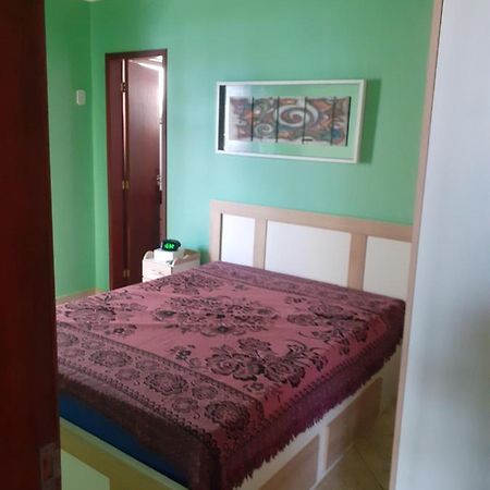 Apartamento com estacionamento, telas nas varandas Arraial do Cabo Exterior foto