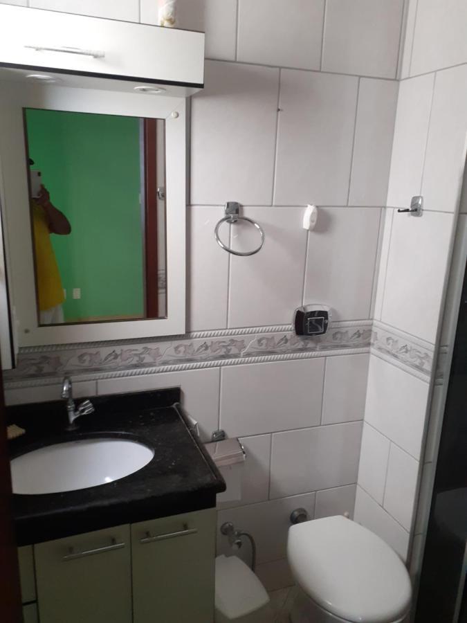 Apartamento com estacionamento, telas nas varandas Arraial do Cabo Exterior foto
